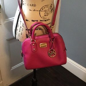 Michael Kors Soffiano sm Satchel Fuchsia